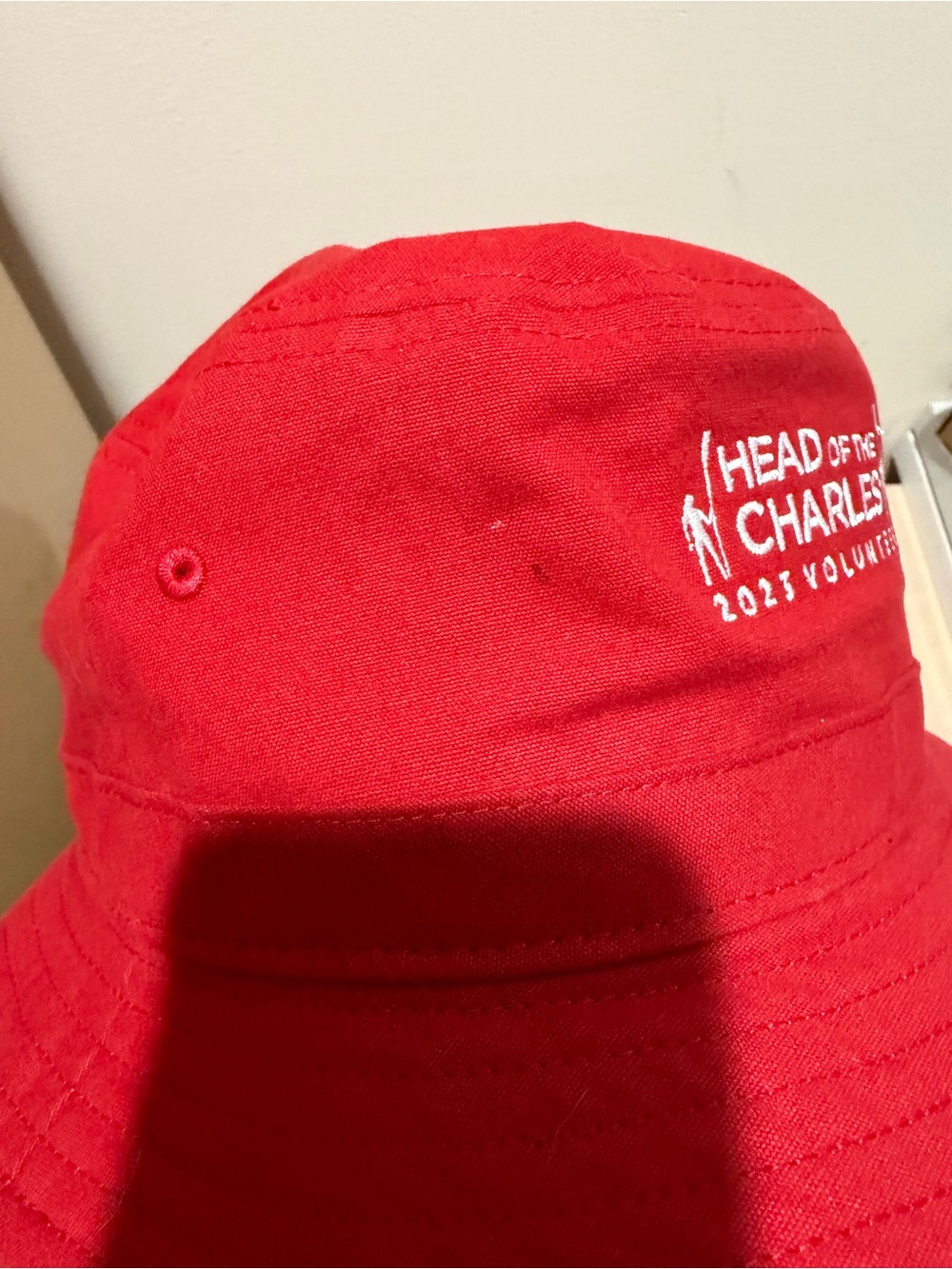 Head of the Charles Volunteer Vineyard Vines Red Cotton Whale Bucket Hat - Picture 4 of 5